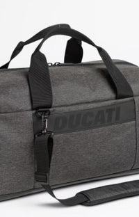 URBAN DUFFEL BAG
