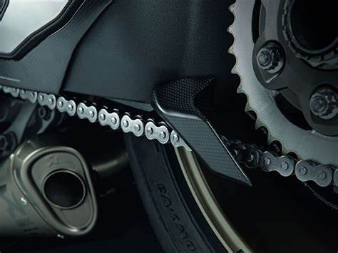 NEW Ducati Carbon chain guard V2 96981361AA