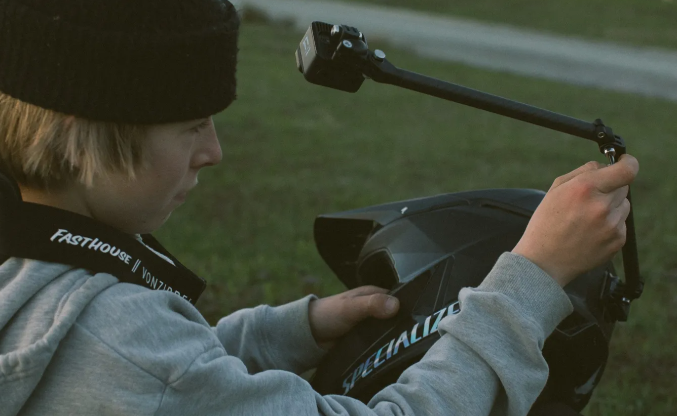 GOPRO Boom and Adhesive Mounts AEXTM-001