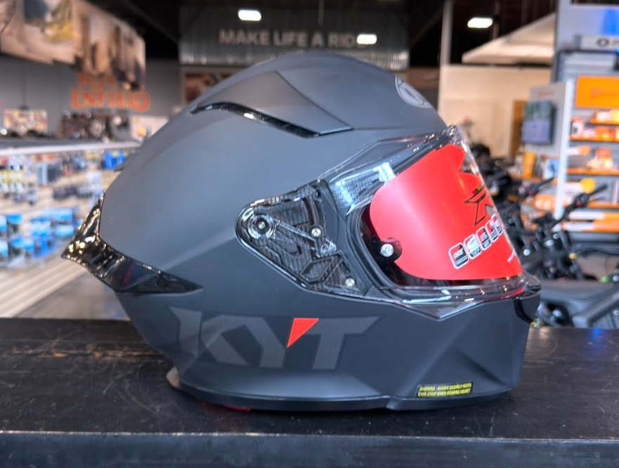 NEW KYT R2R Solid Matte Black Medium Helmet