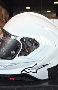 NEW Alpinestars Supertech R10 Gloss White Large Helmet
