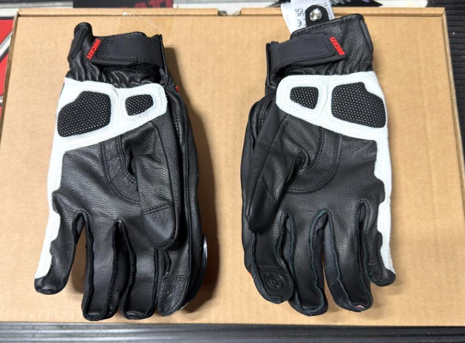 NEW Ducati Sport C5 Fabric Leather Red Black XL Gloves