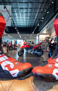 NEW Ducati Corse V6 Air Racing Motorcycle Boots Size 45 CE Track Performance
