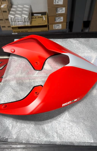 NEW OEM Ducati 2019 Panigale V4 S Corse Rear Fairing 48222451AC Genuine
