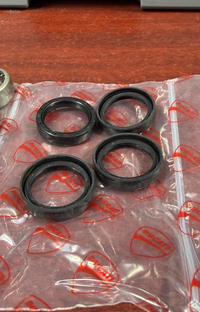 NEW OEM Ducati Swingarm Roller Cage Kit 6992A201A Desmo 450 Enduro 450
