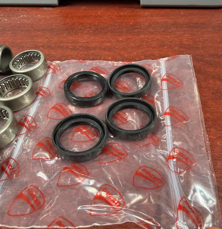 NEW OEM Ducati Swingarm Roller Cage Kit 6992A201A Desmo 450 Enduro 450
