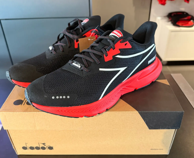 NEW Ducati Diadora GP Team Replica 24 Sneakers Size 45 Shoes 98771154