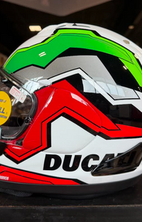 NEW Ducati Corse V8 Flag Arai Corsair-X Full Face Helmet Medium 981092104
