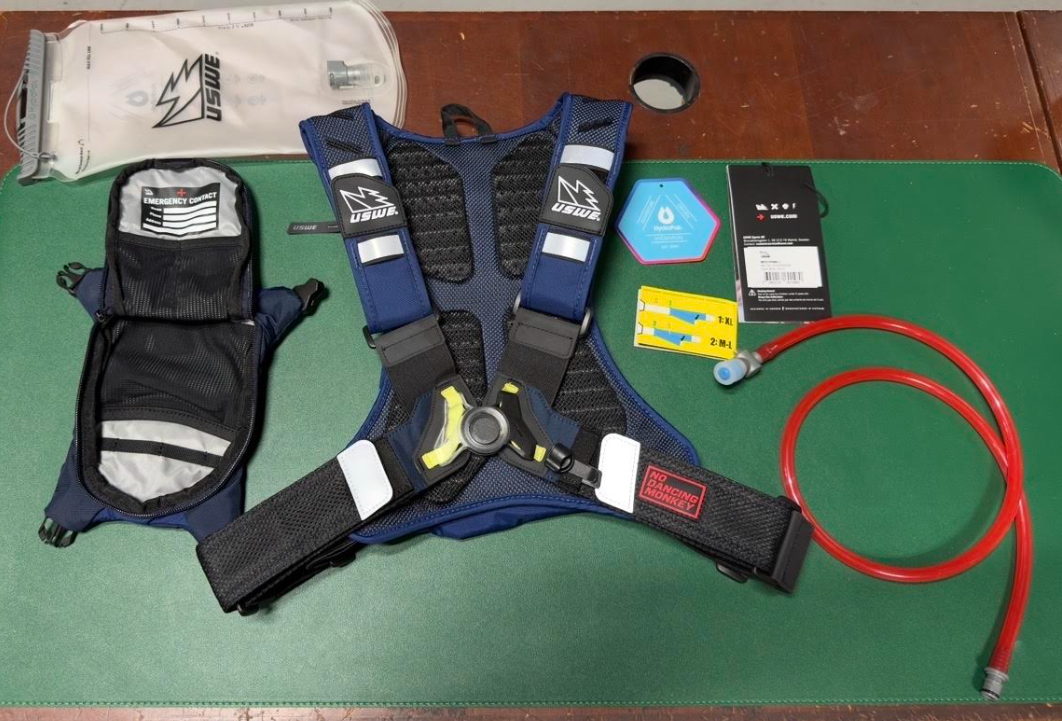 OPEN BOX NEW USWE Moto Hydro 3L Hydration Backpack 2L Bladder Off Road Enduro