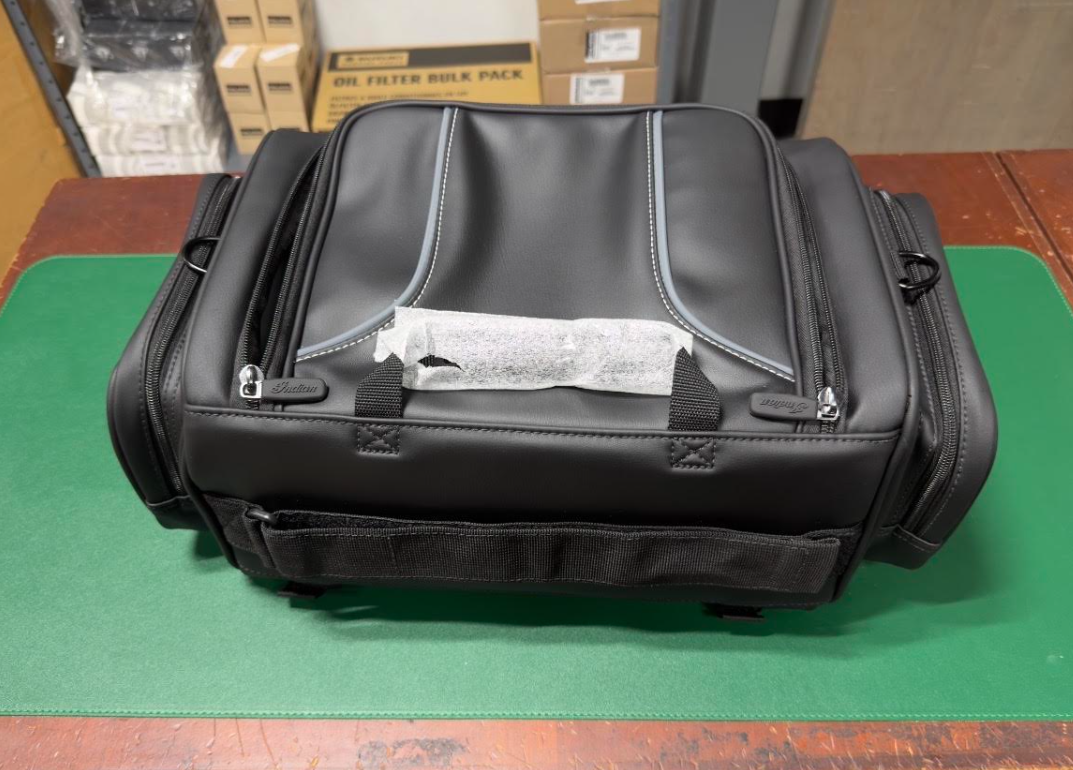 NEW OEM Indian Motorcycle Spirit Lake Rack Bag Black 2889145-VBA 5.2 Gallon