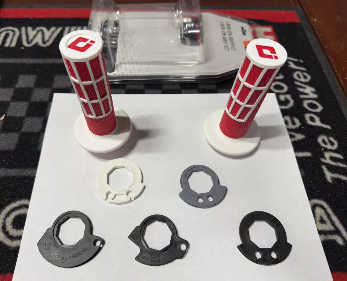 GASGAS Closed End Lock-on grip set Red White