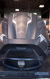 NEW Scorpion EXO-R330 Saga Phantom Medium Helmet
