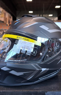 NEW Scorpion EXO-R330 Saga Phantom Medium Helmet
