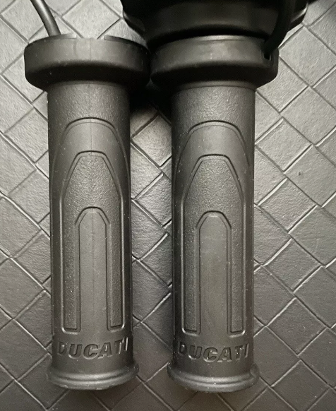 NEW OEM Ducati Heated Grip Set 96680574A