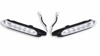 NEW OEM Pair of front integrated dynamic LED turn indicators 96681221AA
