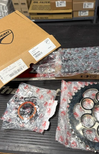NEW OEM Ducati StreetFighter V2 Final Drive Kit 67621411A

