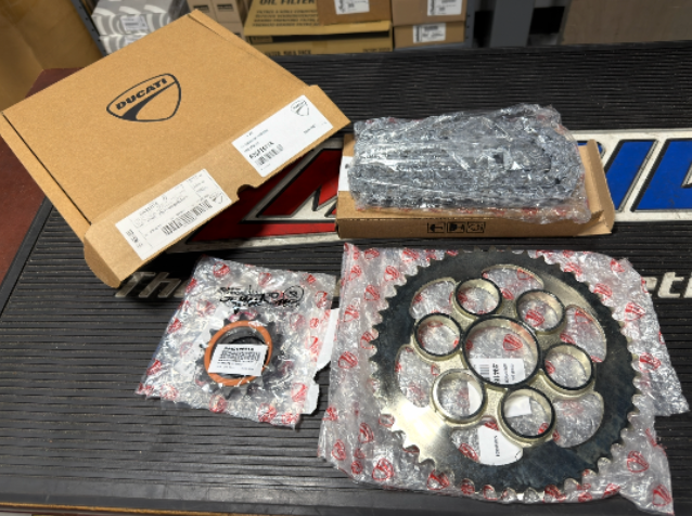 NEW OEM Ducati StreetFighter V2 Final Drive Kit 67621411A