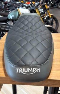NEW OEM Triumph Quilted Dual Comfort Seat 36TA0052
