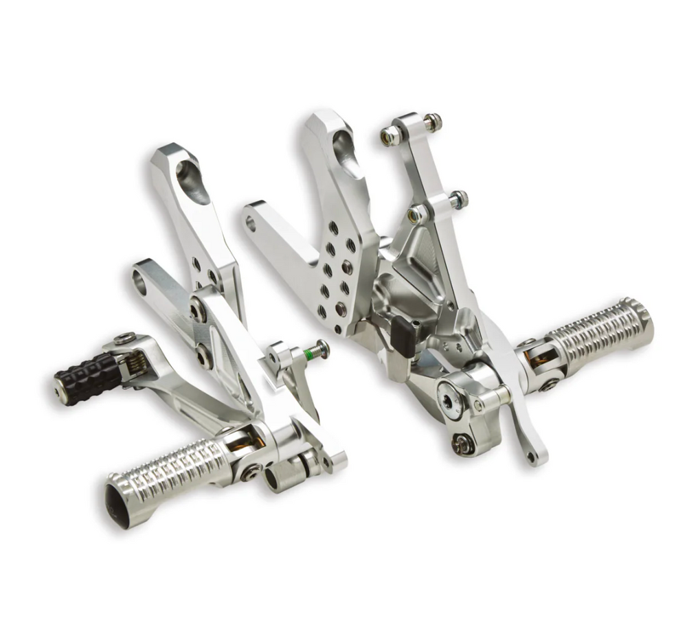 Streetfighter Adjustable Rider Footpegs In Aluminium